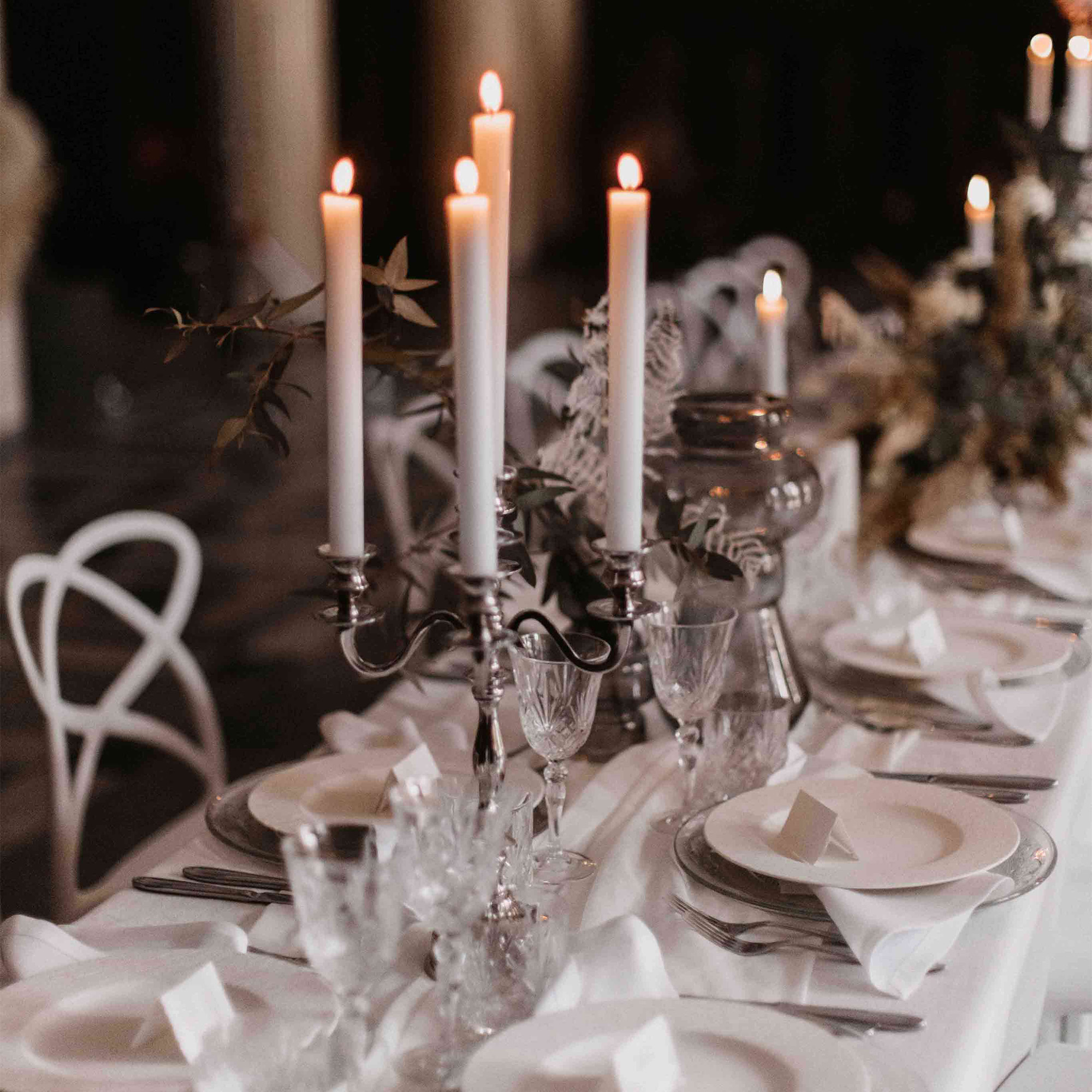 Creamore Events Dekoverleih in Stuttgart, moderne Vase mieten, heiraten im Marmorsaal Stuttgart